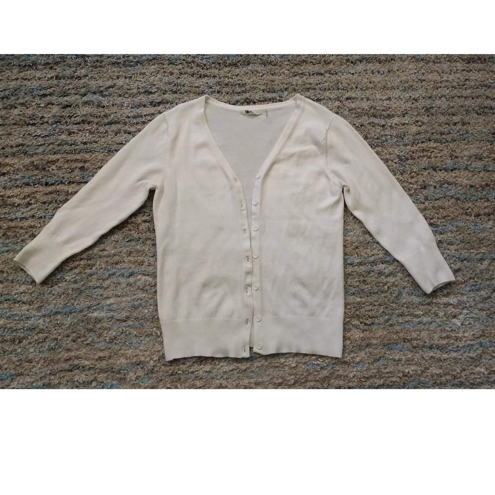 White cardigan 3/4 sleeve Medium